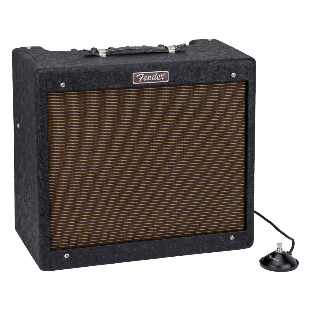 Fender 30th Anniversary Blues Junior IV Tube Guitar Combo Amplifier - View 2 | MusicMarket