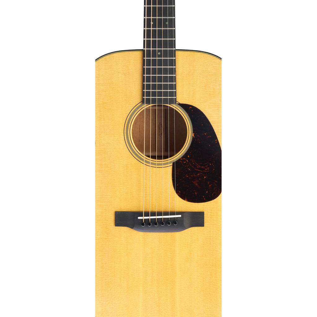 Martin 00-18 Acoustic Guitar - Aging Toner - View 5 | MusicMarket