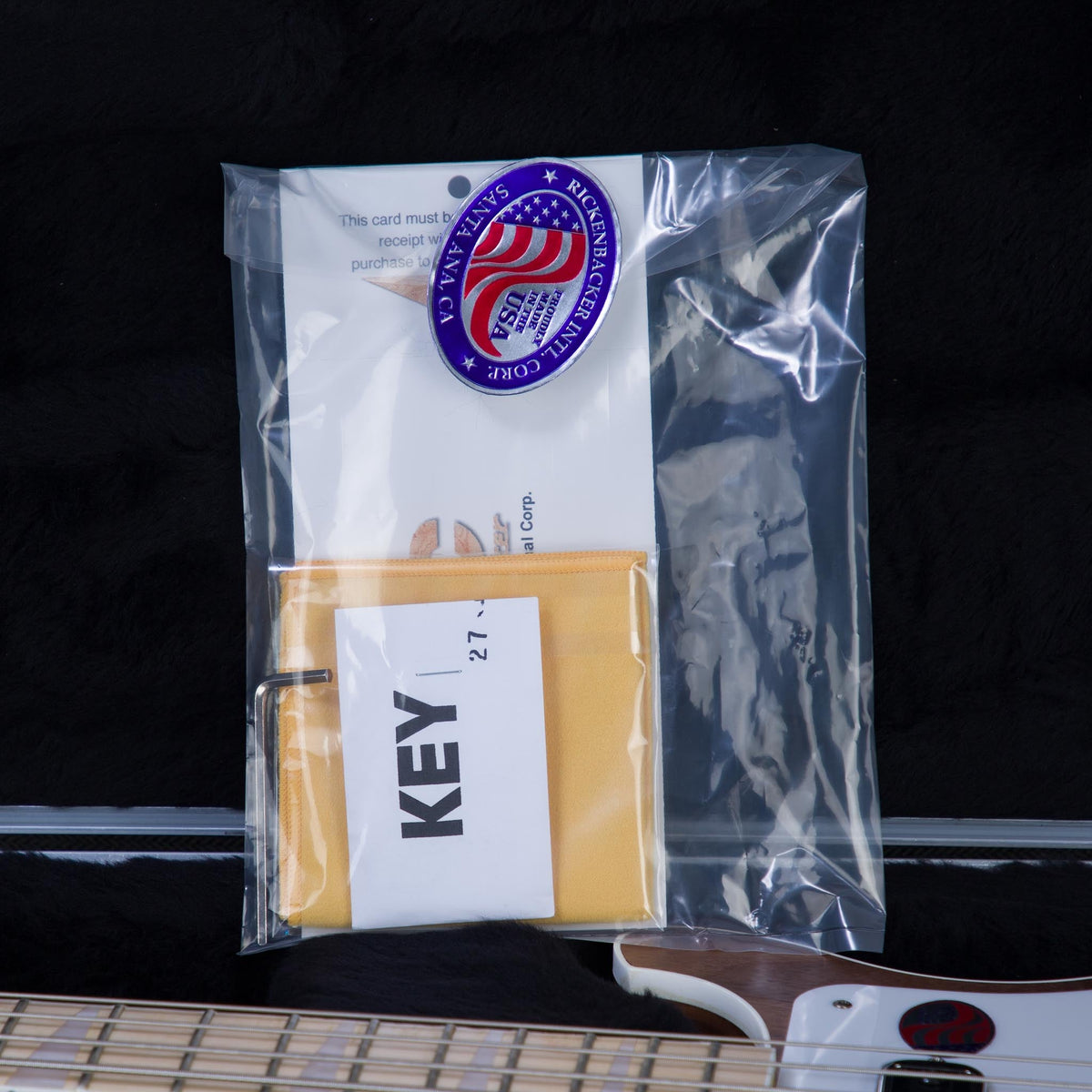 Rickenbacker 4003W 4-String Electric Bass Guitar - Walnut - #2617773 - View 11 | MusicMarket