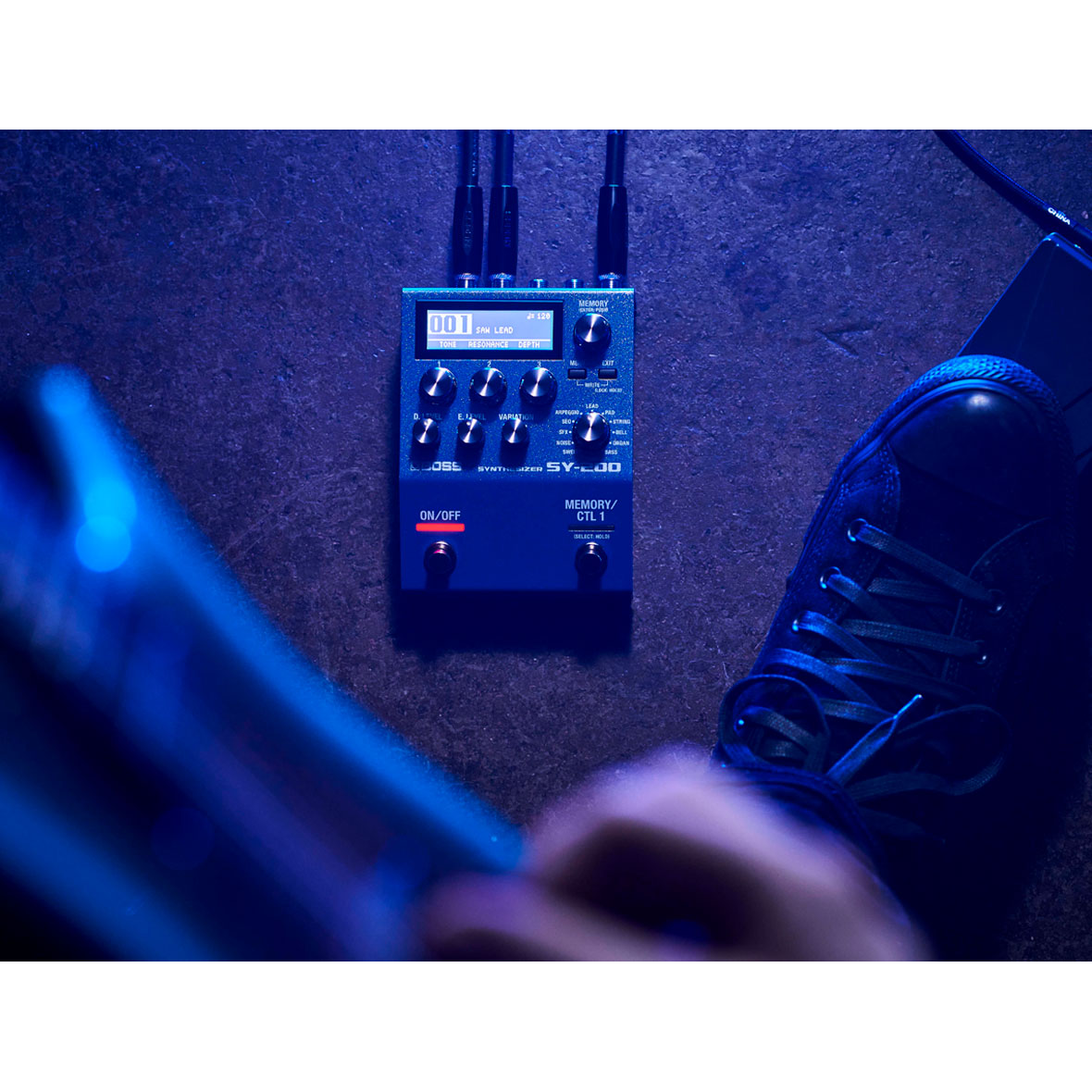 Boss SY-200 Synthesizer Guitar Effects Pedal - View 6 | MusicMarket