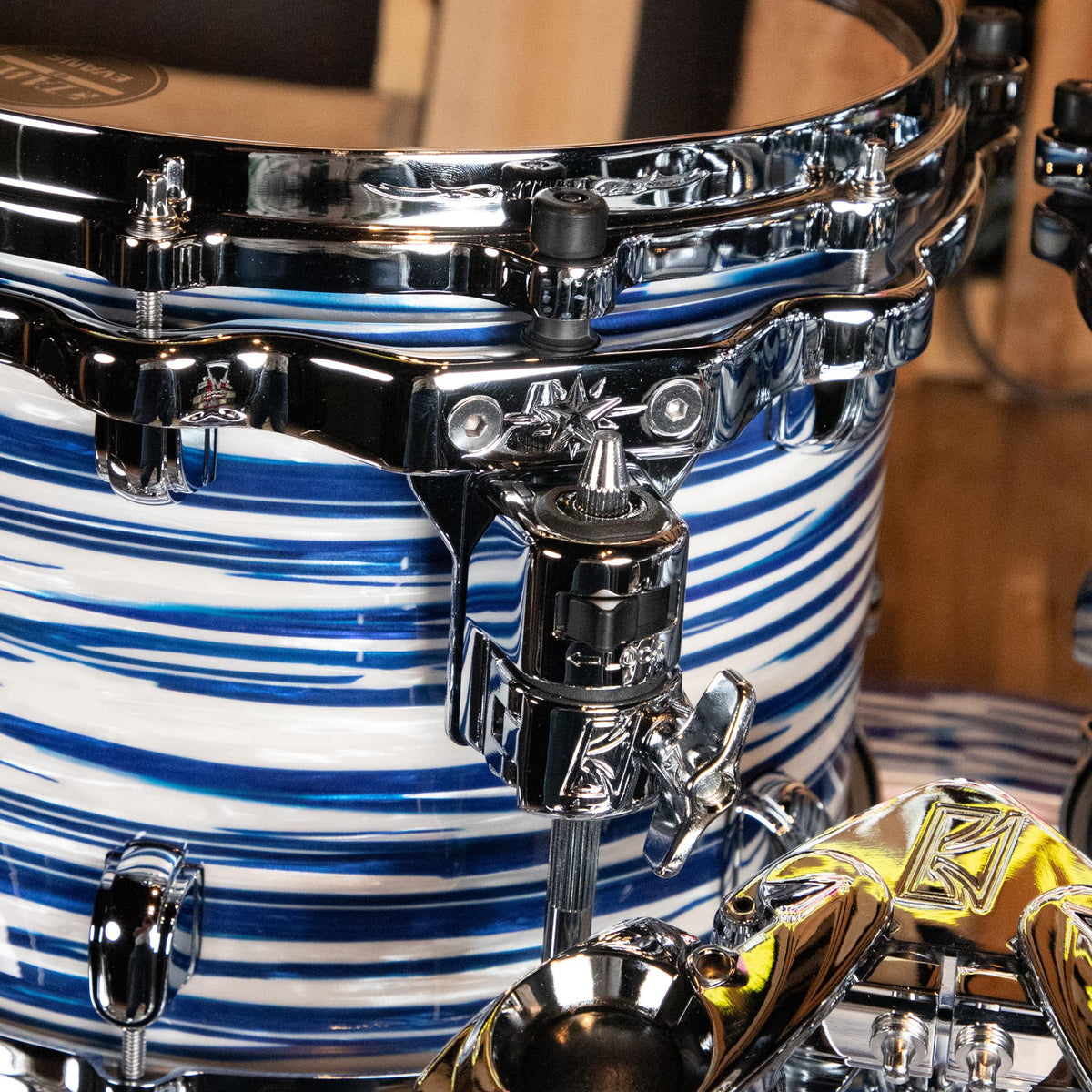 Tama Starclassic Walnut/Birch 5-Piece Shell Pack - Blue and White Oyster - View 8 | MusicMarket