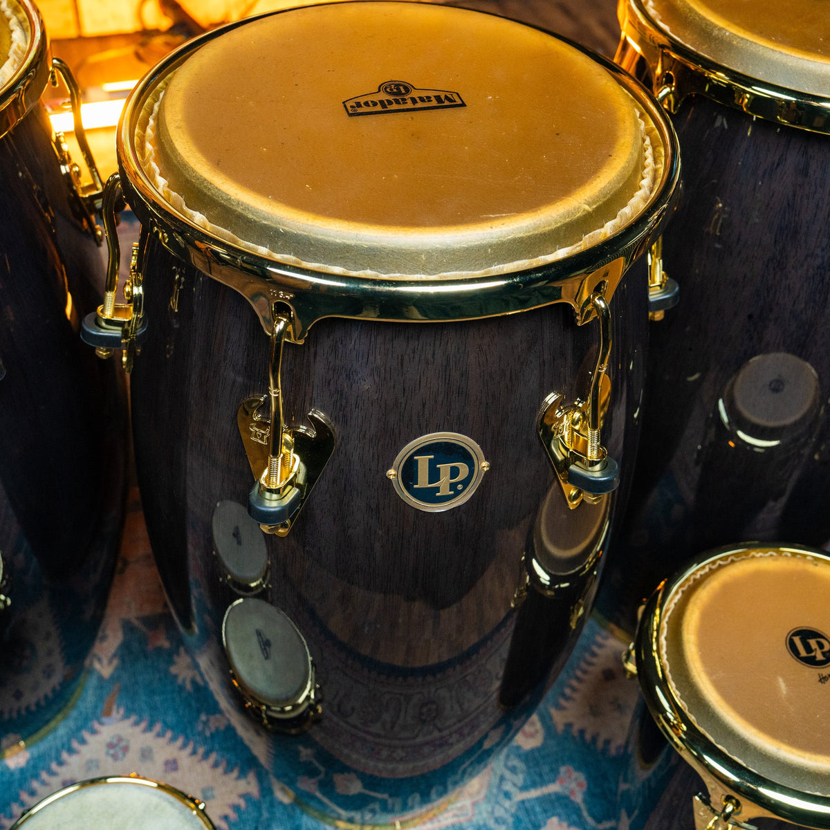 LP 11-Inch Matador Quinto, Siam Oak - Black with Gold Hardware - CHUCKSCLUSIVE - View 3 | MusicMarket