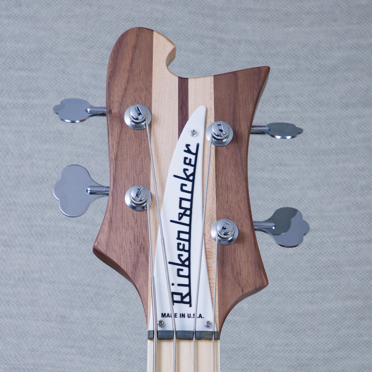Rickenbacker 4003W 4-String Electric Bass Guitar - Walnut - #2617773 - View 3 | MusicMarket