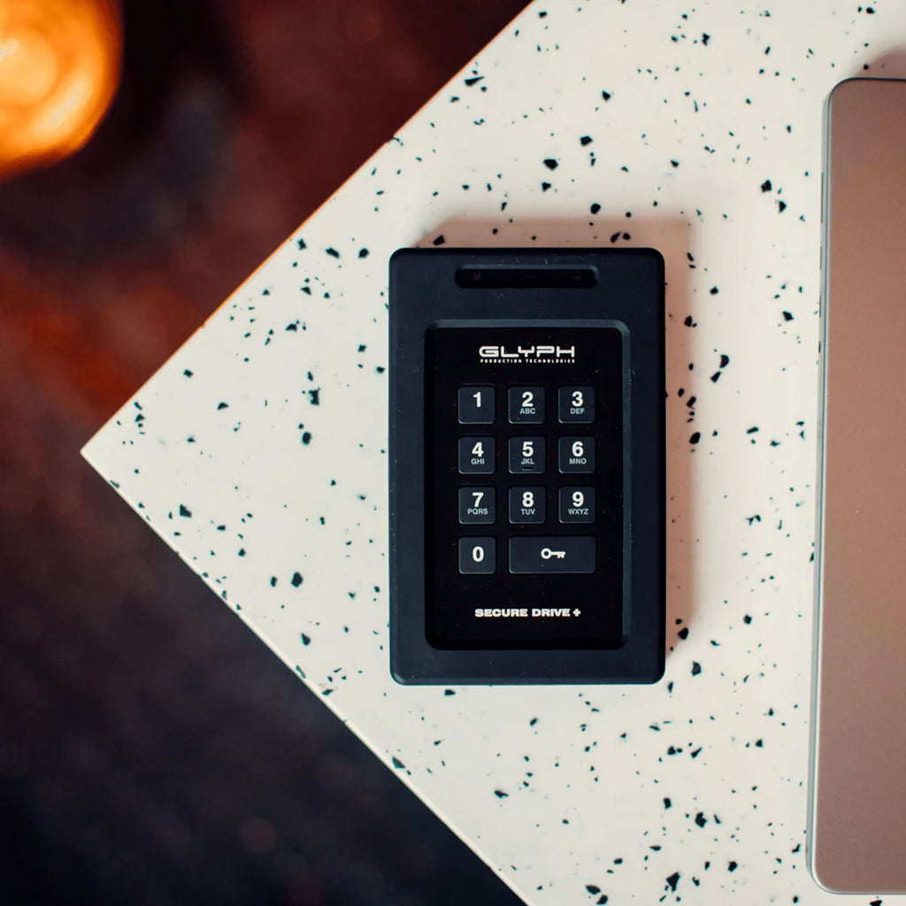 Glyph SecureDrive Plus Keypad, Bus-powered, USB-Micro B / USB-C 2 TB SSD - View 3 | MusicMarket