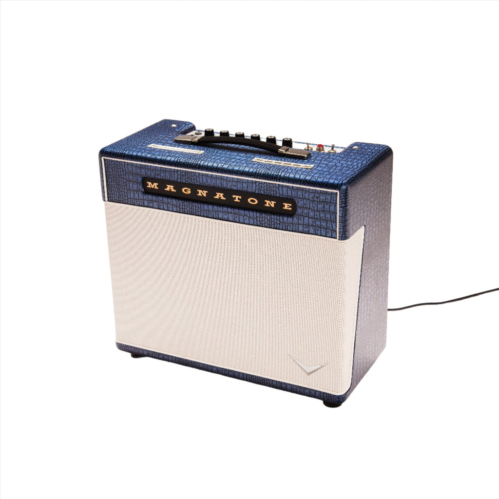 Magnatone Super Fifteen 1x12-Inch Tube Guitar Combo Amplifier - Blue - View 2 | MusicMarket