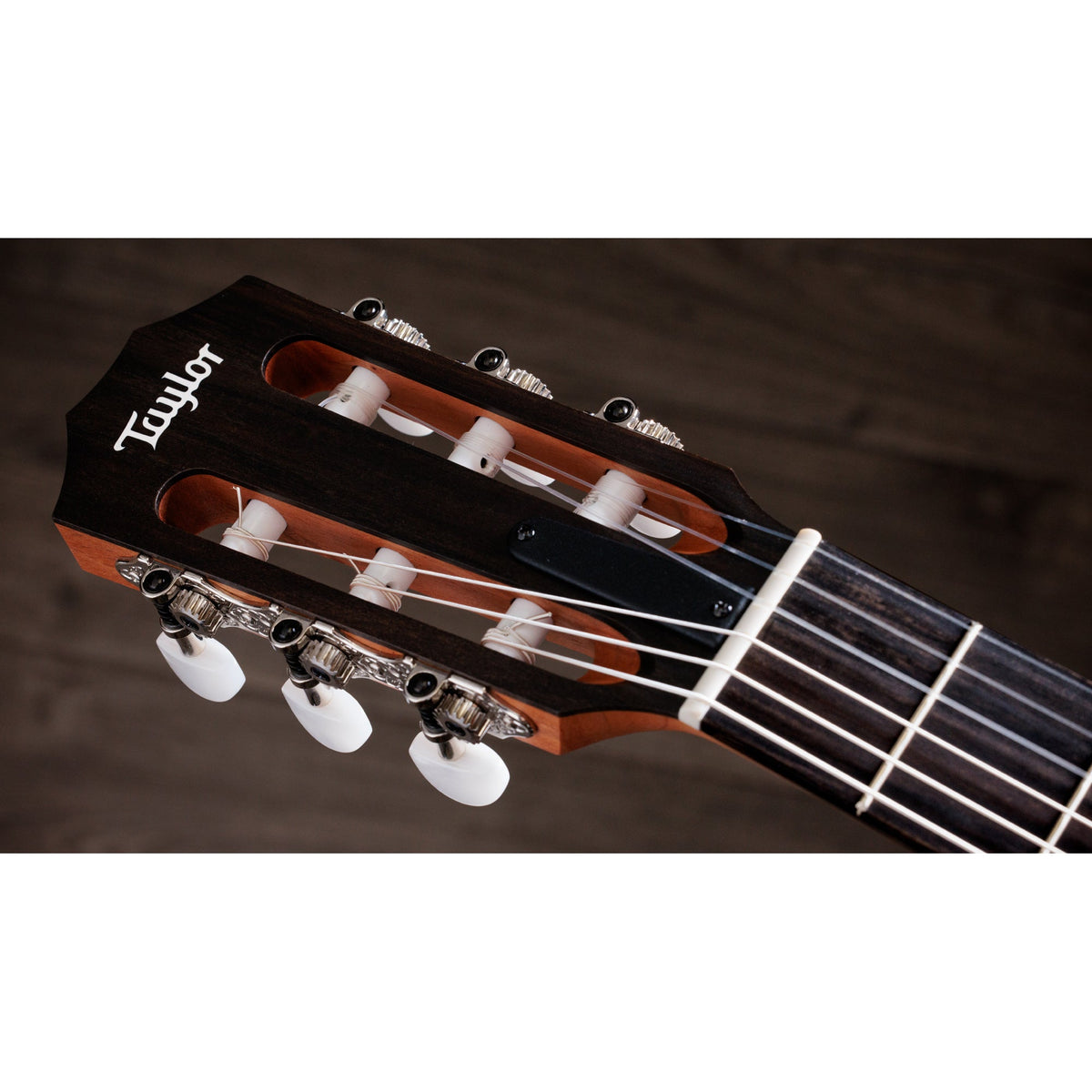 Taylor 112ce-N Nylon-String Layered Sapele Acoustic Electric Guitar - Natural - View 4 | MusicMarket