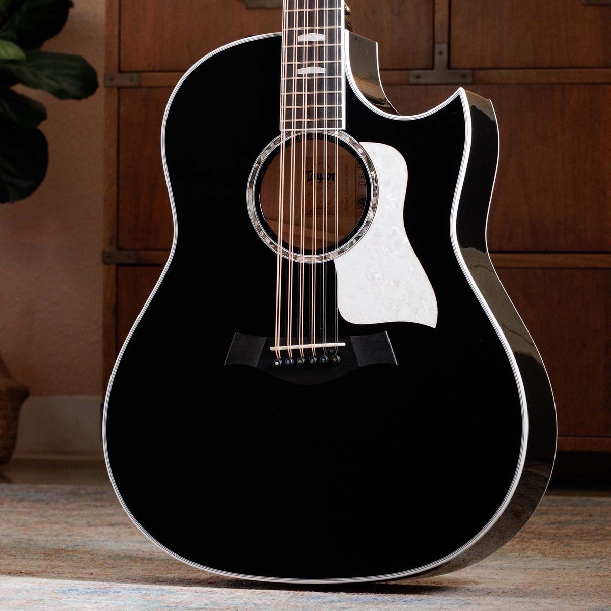 Taylor Somos 657ce 12-String Acoustic Electric Doce Doble - Black - View 5 | MusicMarket