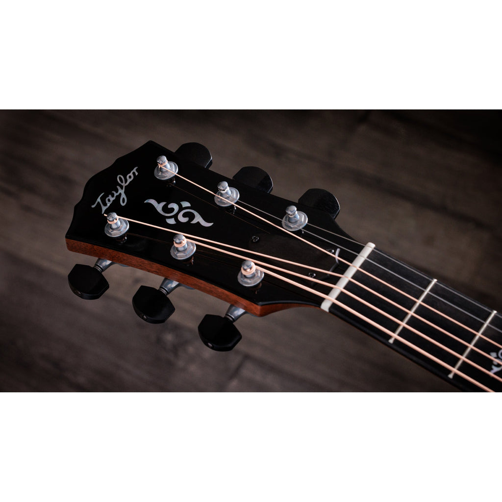 Taylor Gold Label 814e Super Auditorium Acoustic Electric Guitar - Natural - View 4 | MusicMarket