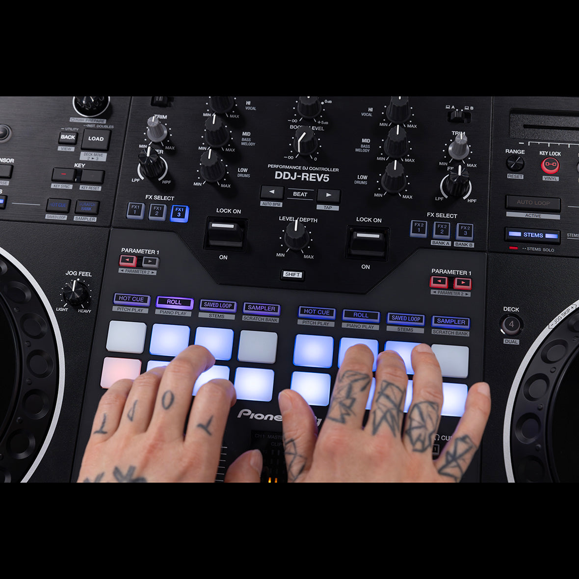 Pioneer DJ DDJ-REV5 Serato Rekordbox Stems 2-Channel Controller - View 8 | MusicMarket