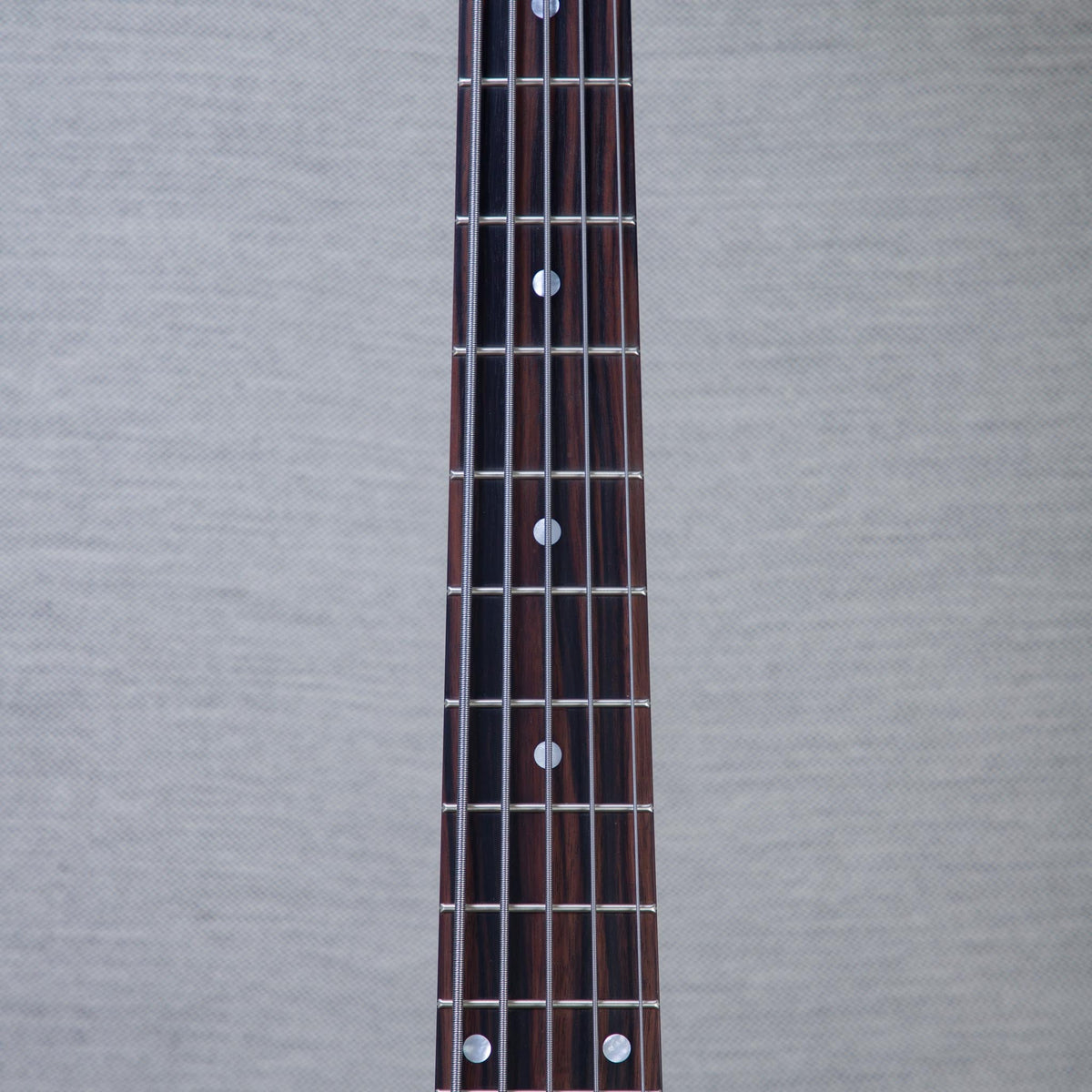 Ken Smith BSR-5WTE White Tiger Elite 5 3A Electric Bass Guitar - #5WTE708726 - View 4 | MusicMarket