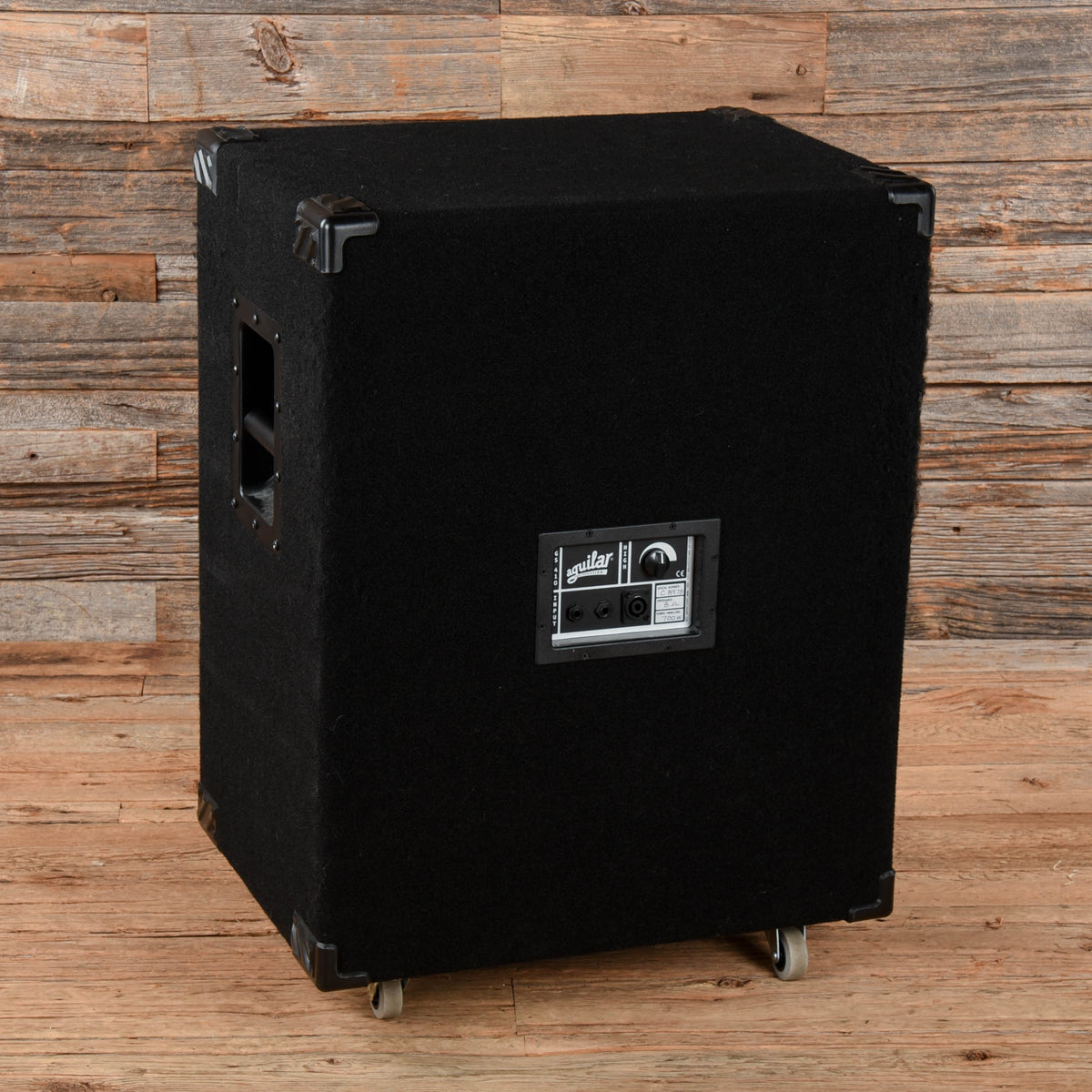 Aguilar GS 410 700-Watt 4x10" Bass Speaker Cabinet - View 2 | MusicMarket