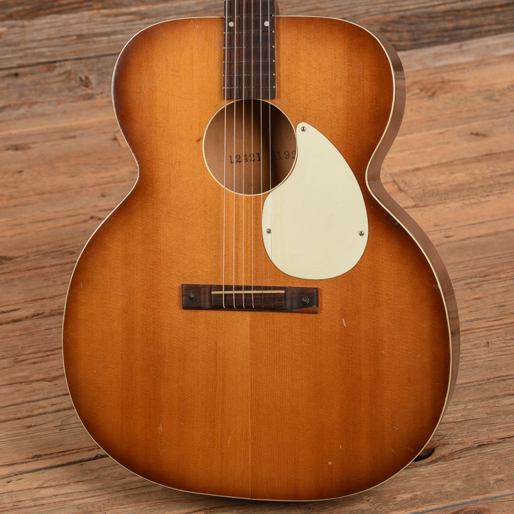 Airline Jumbo Acoustic Sunburst 1950s - View 2 | MusicMarket