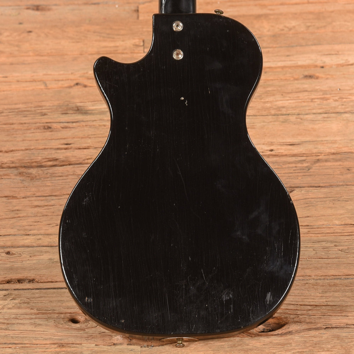 Airline Model 7214 Guitar w/ Amp in Case Black 1960s - View 3 | MusicMarket