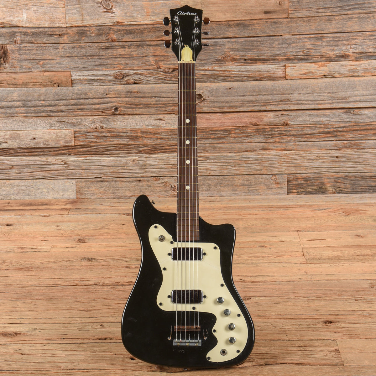 Airline 2-Pickup Electric Black 1960s - View 4 | MusicMarket
