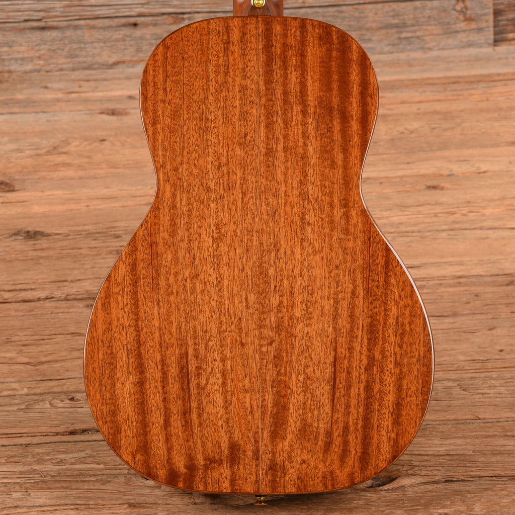 Alvarez MPA66SHB Parlor Shadowburst - View 3 | MusicMarket