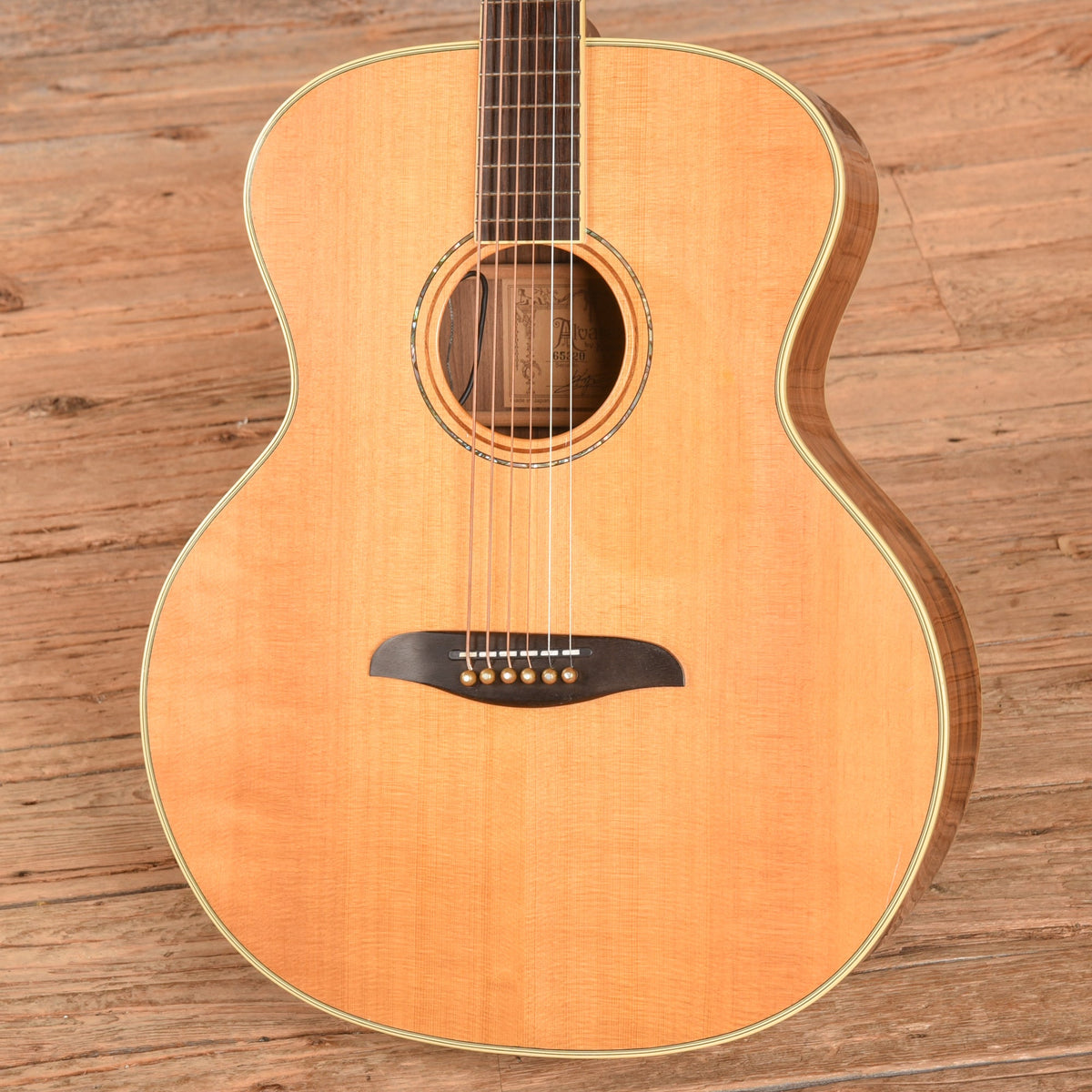 Alvarez YB-1 Natural - Zac Brown - View 2 | MusicMarket
