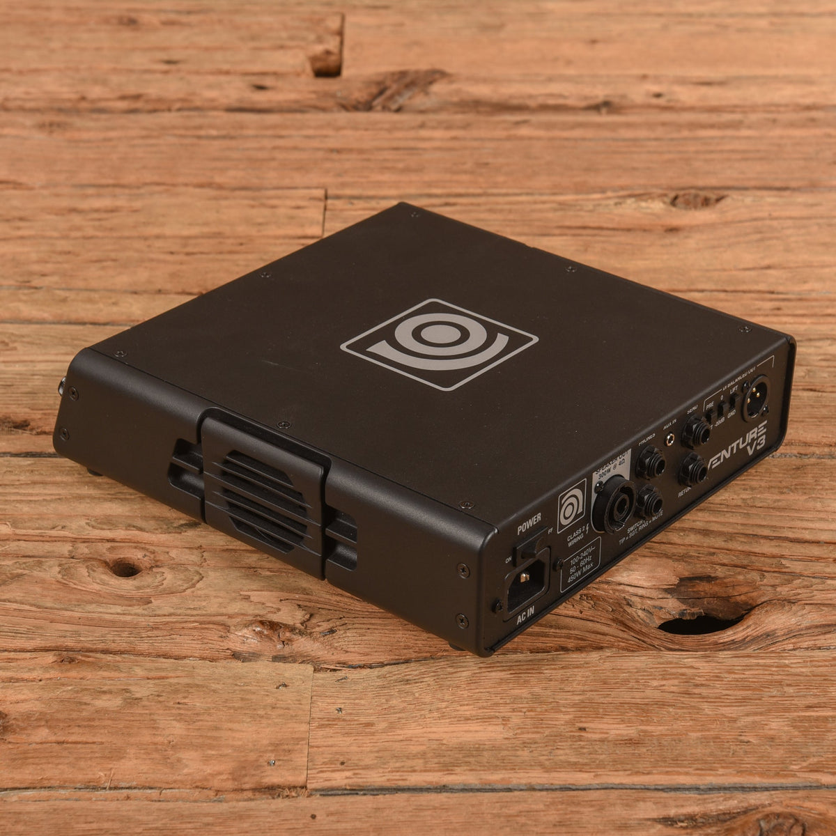 Ampeg Venture V3 300-Watt Bass Amp Head - View 2 | MusicMarket