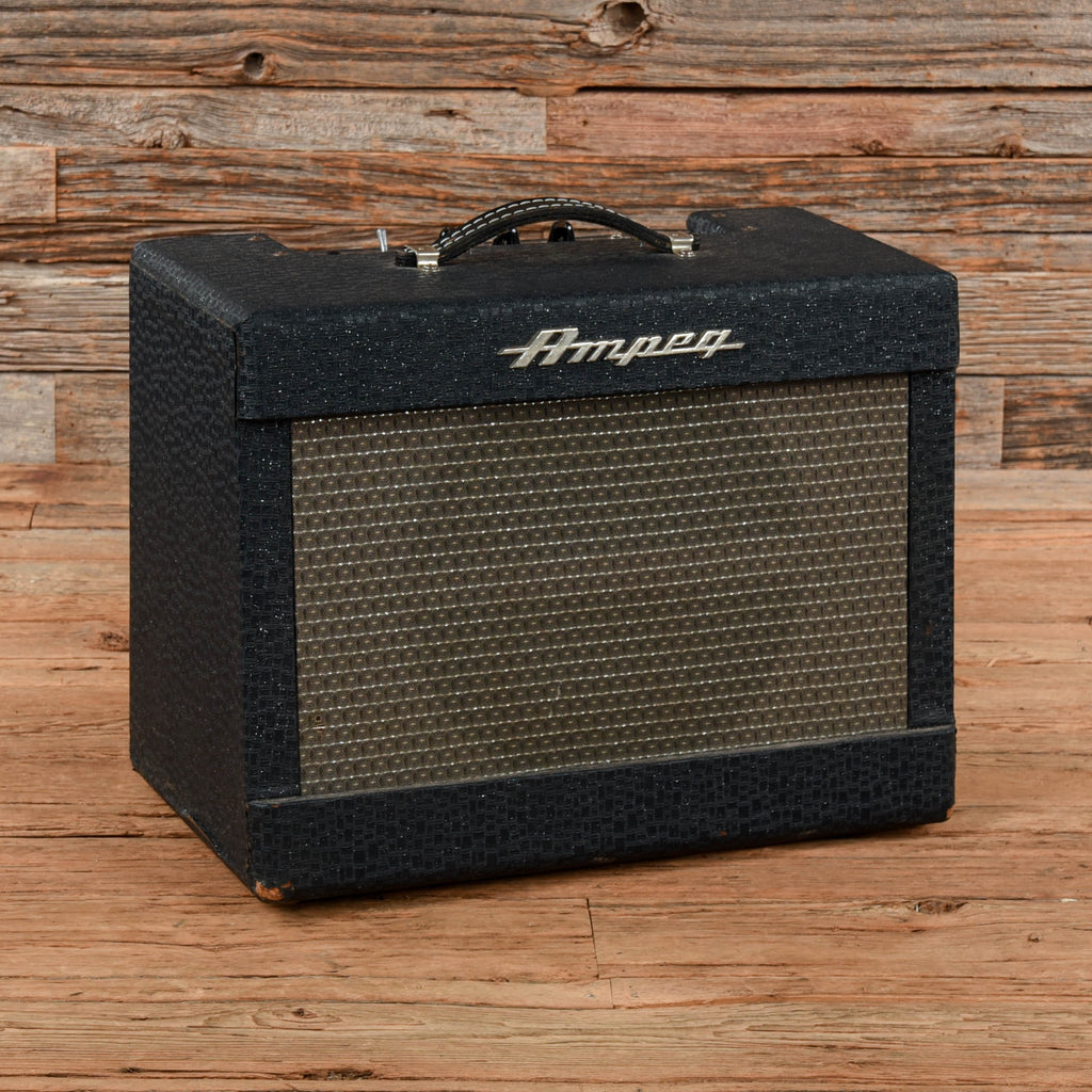 Ampeg Jet Combo 1960s - MusicMarket