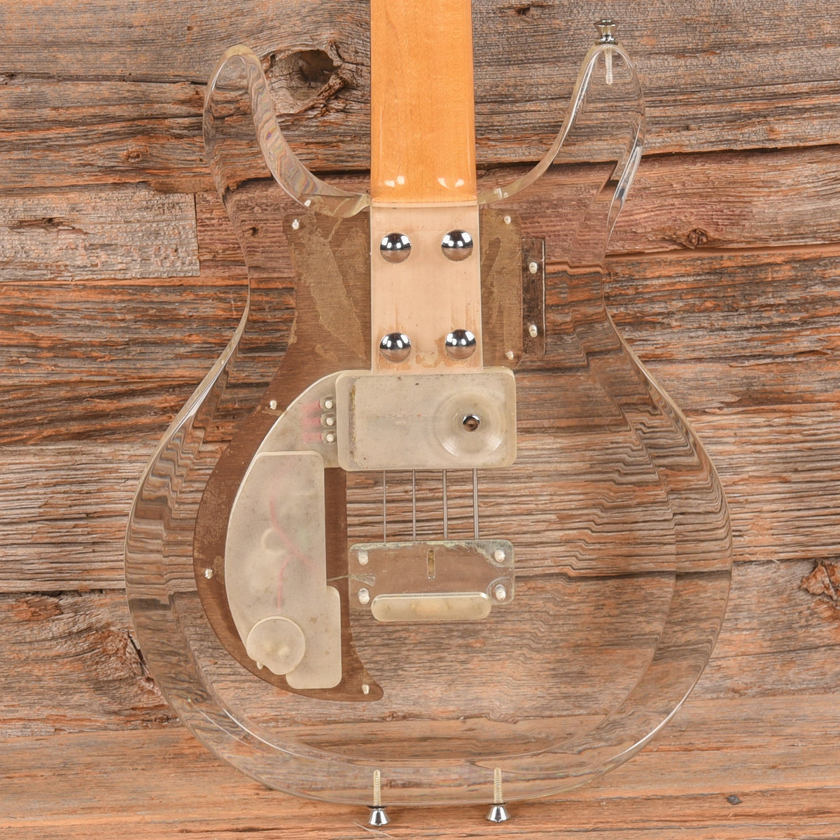Ampeg Dan Armstrong Lucite Bass Clear 1969 - View 3 | MusicMarket