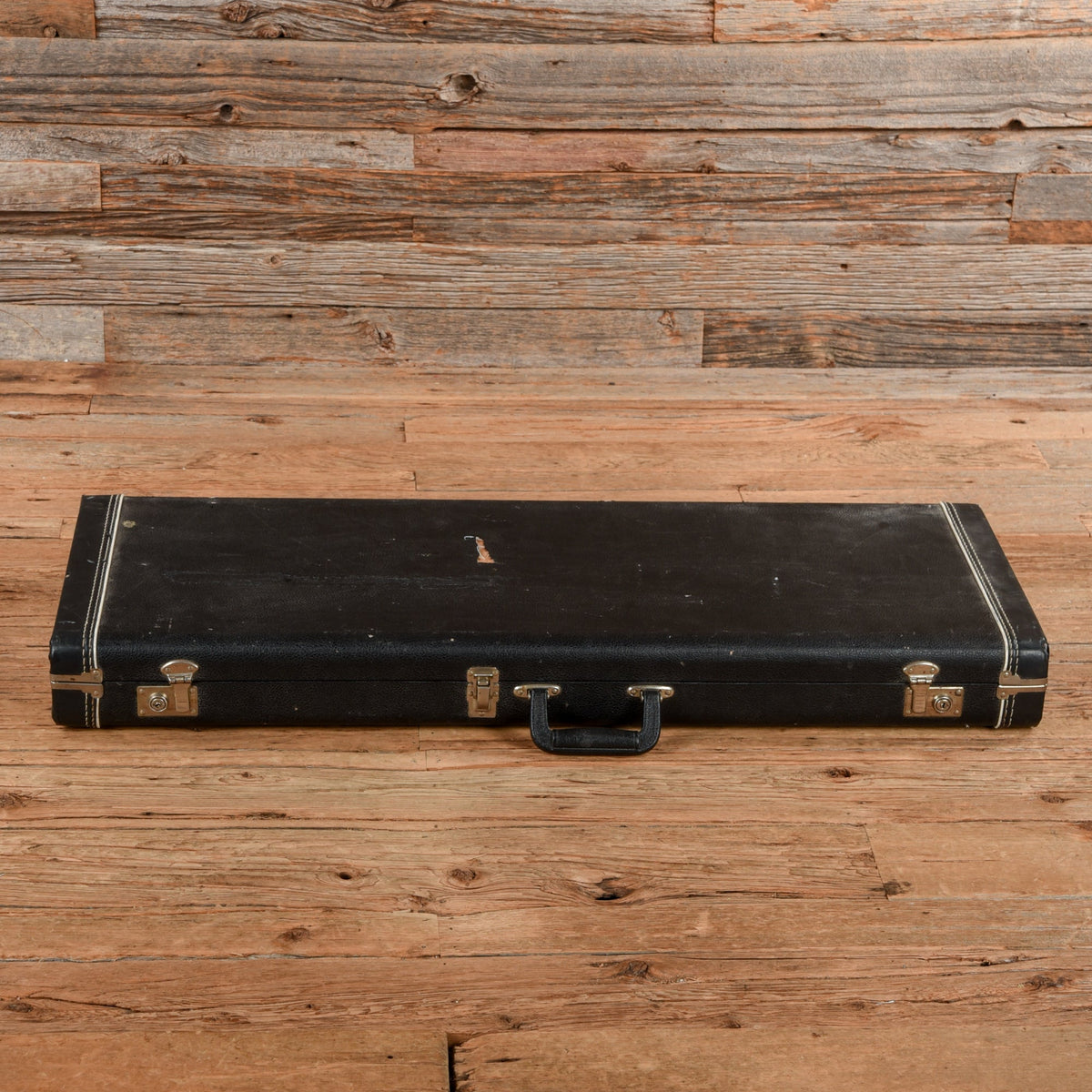 Ampeg Dan Armstrong Clear 1969 - Joe Trohman - View 8 | MusicMarket