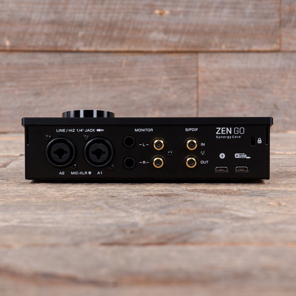 Antelope Audio Zen Go Synergy Core 4x8 Bus-Powered USB-C Audio Interface - View 3 | MusicMarket