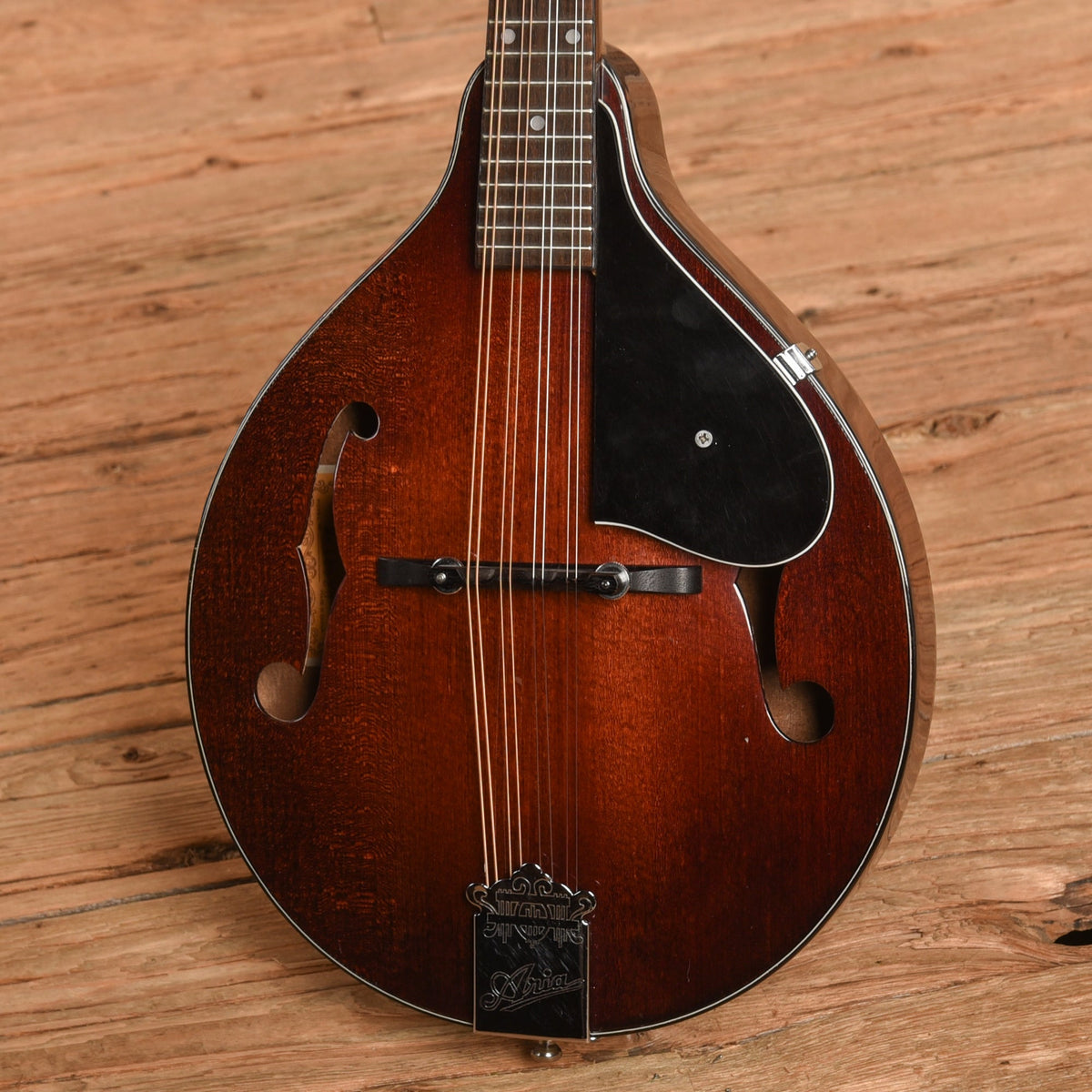 Aria M-180BG Sunburst 1970s - View 2 | MusicMarket