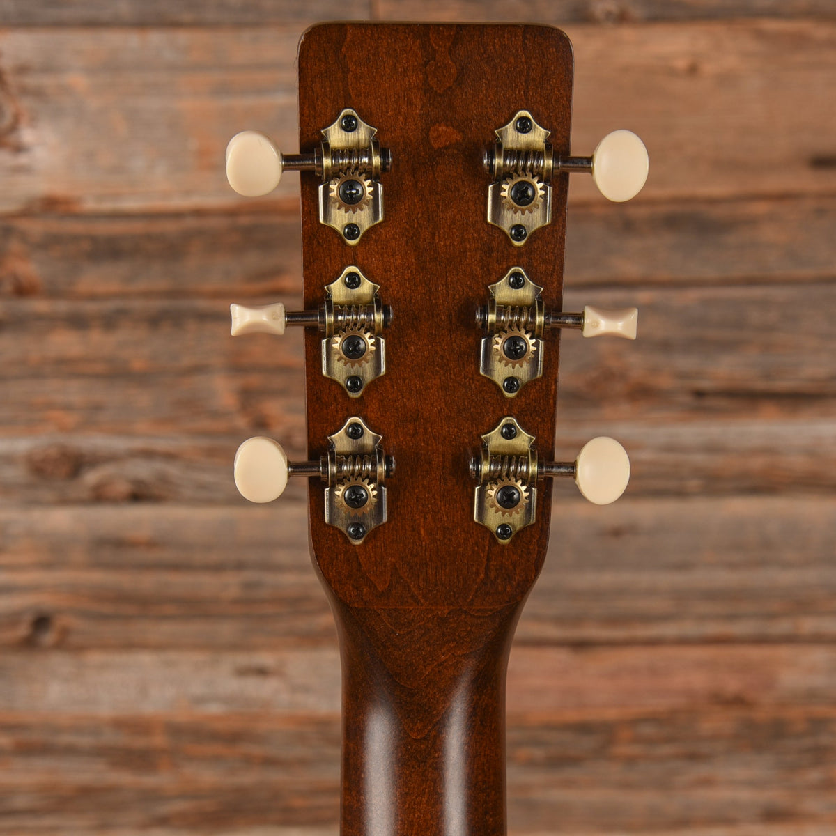 Art & Lutherie Legacy Sunburst - View 7 | MusicMarket