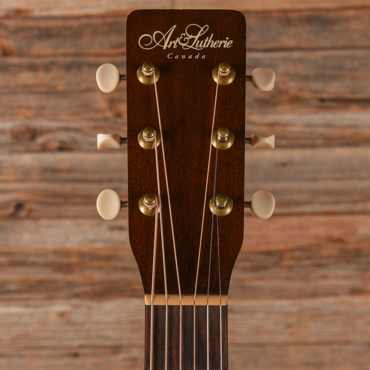 Art & Lutherie Legacy Sunburst - View 6 | MusicMarket