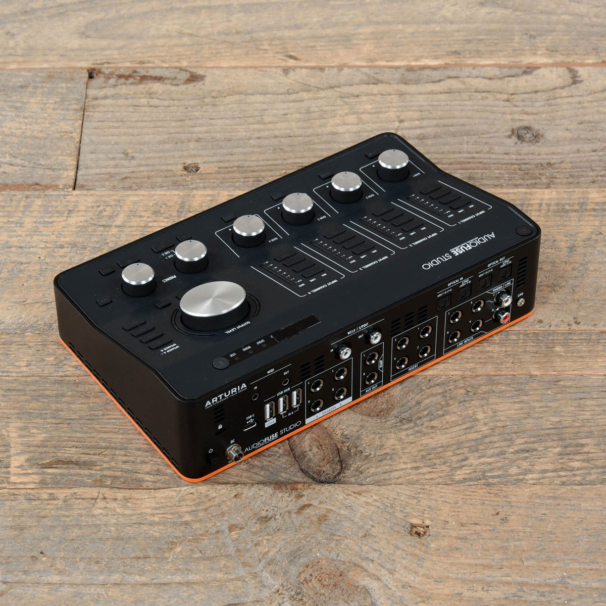 Arturia AudioFuse Studio USB Audio Interface - View 2 | MusicMarket