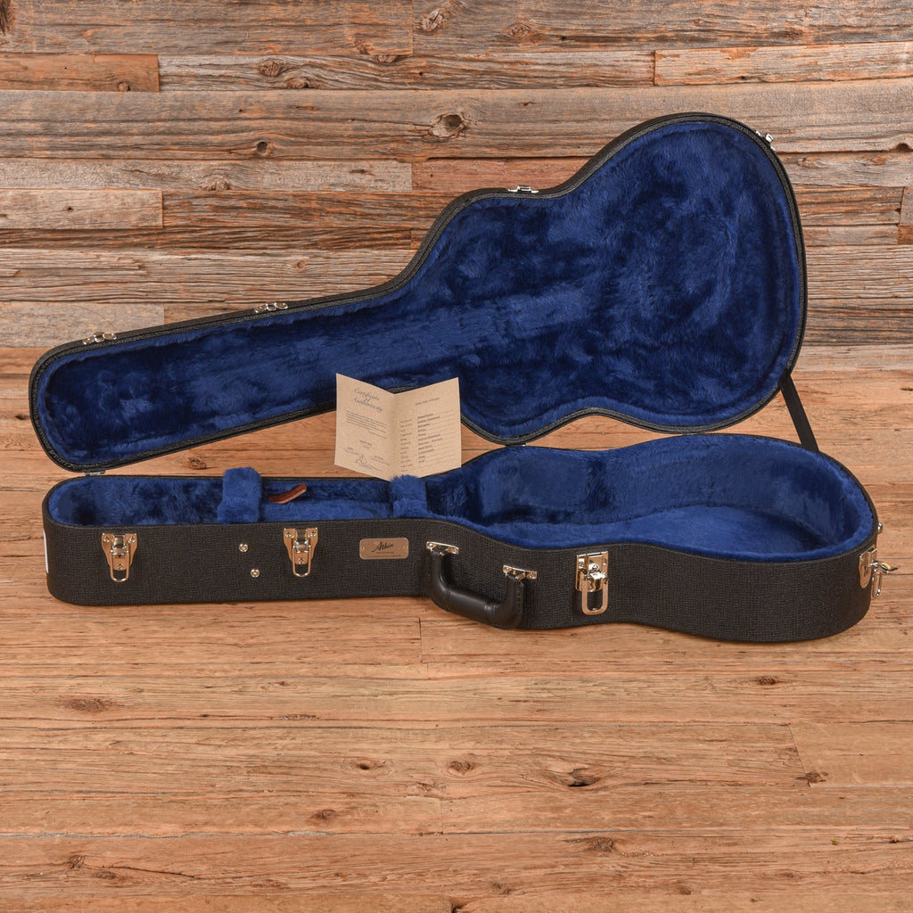 Atkin 000-37 Deluxe Natural - View 9 | MusicMarket