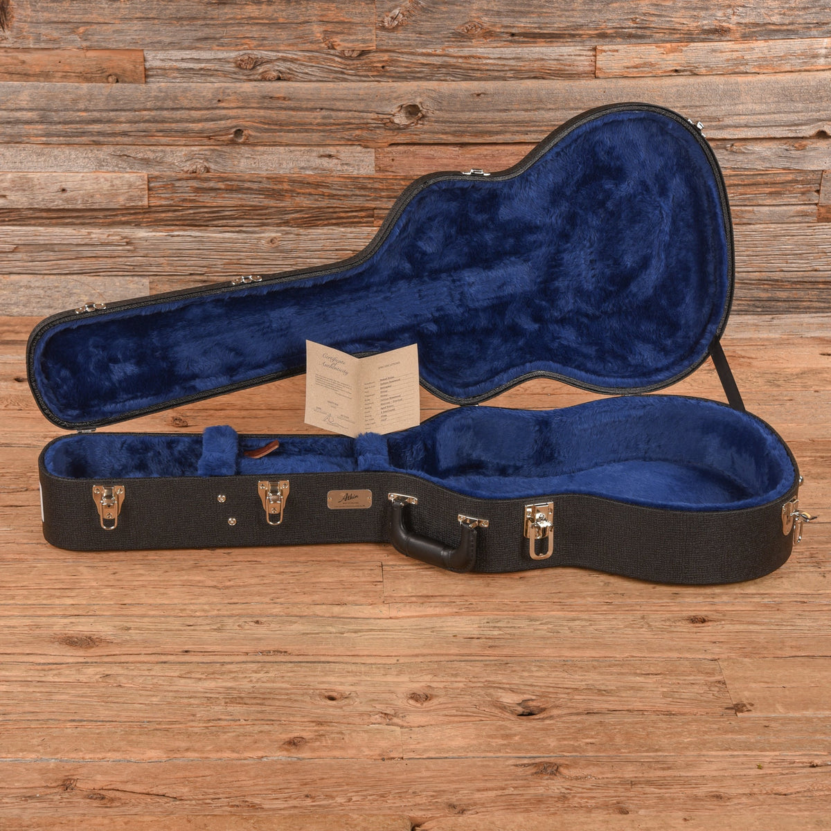 Atkin 000-37 Deluxe Natural - View 9 | MusicMarket