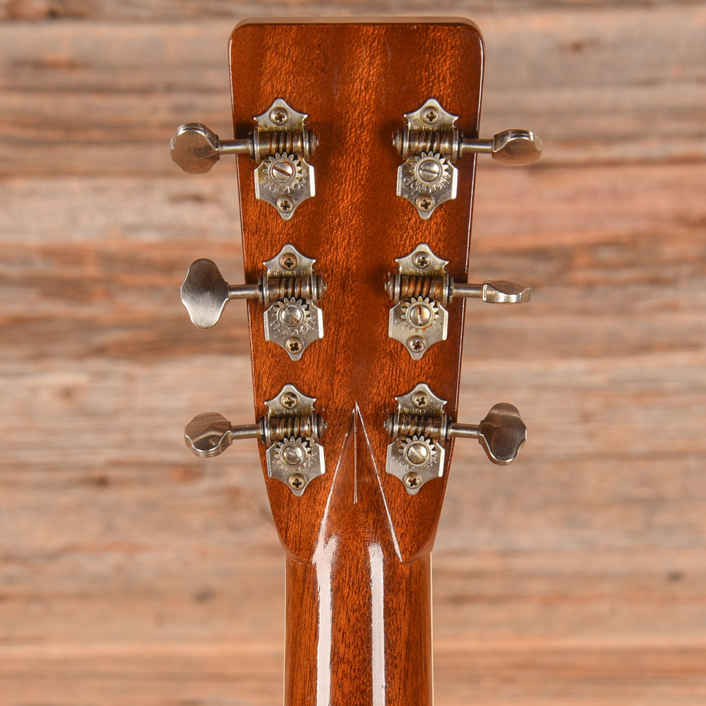 Atkin 000-37 Deluxe Natural - View 7 | MusicMarket