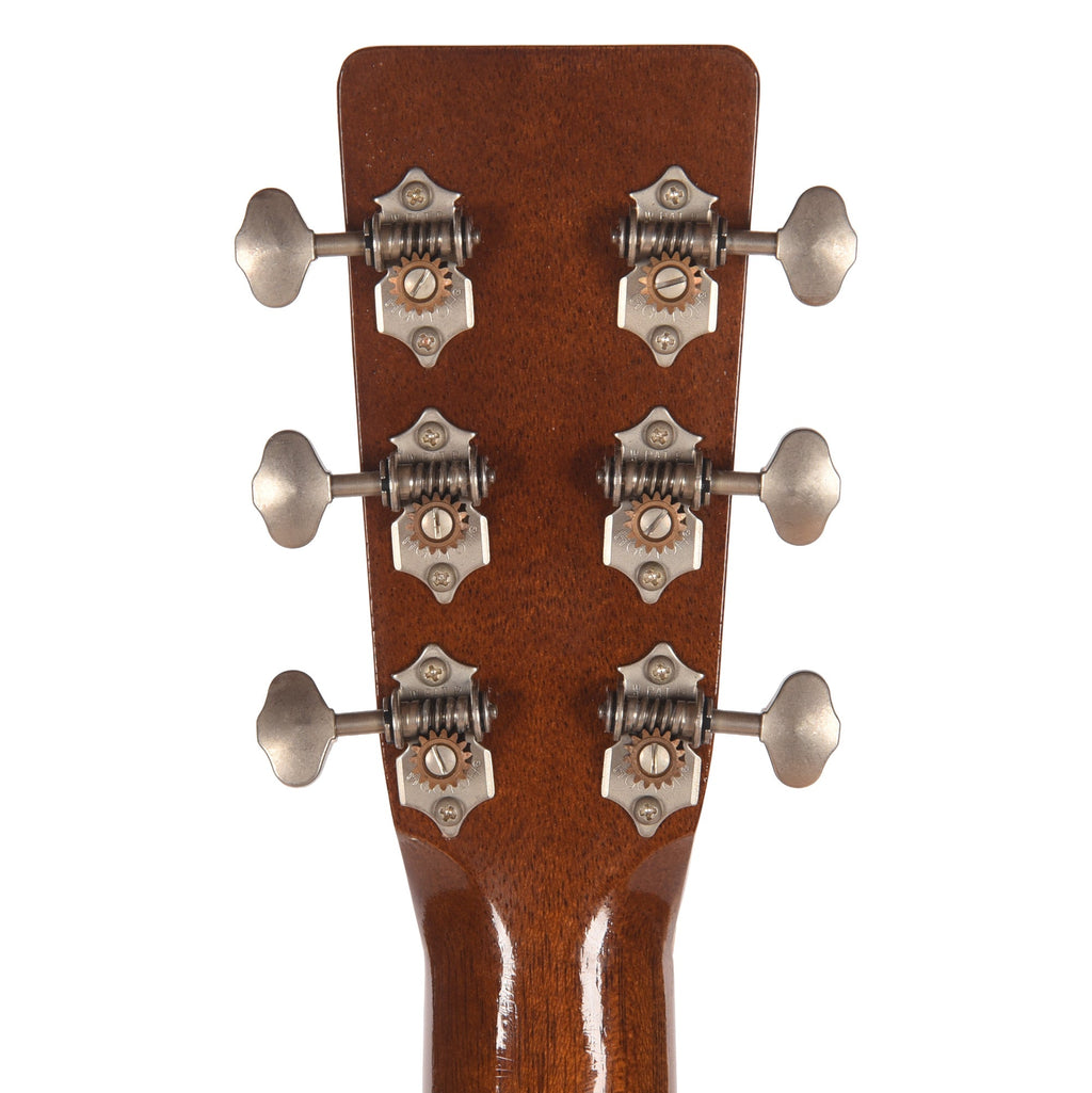 Atkin Essential OM Aged Baked Sitka/Mahogany Natural - View 7 | MusicMarket
