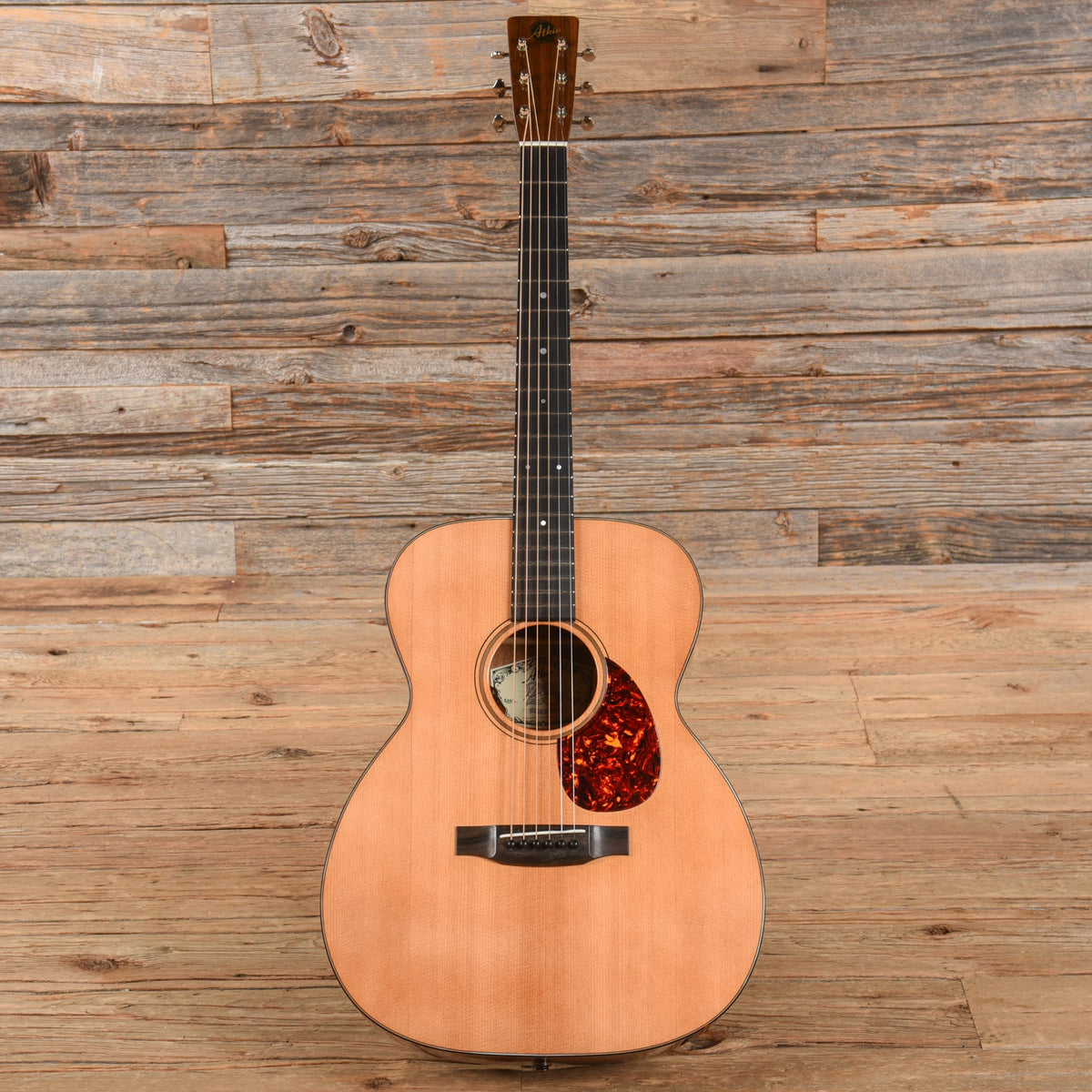 Atkin Essential OM Natural - View 4 | MusicMarket