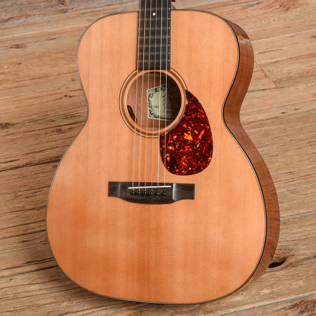 Atkin Essential OM Natural - View 2 | MusicMarket