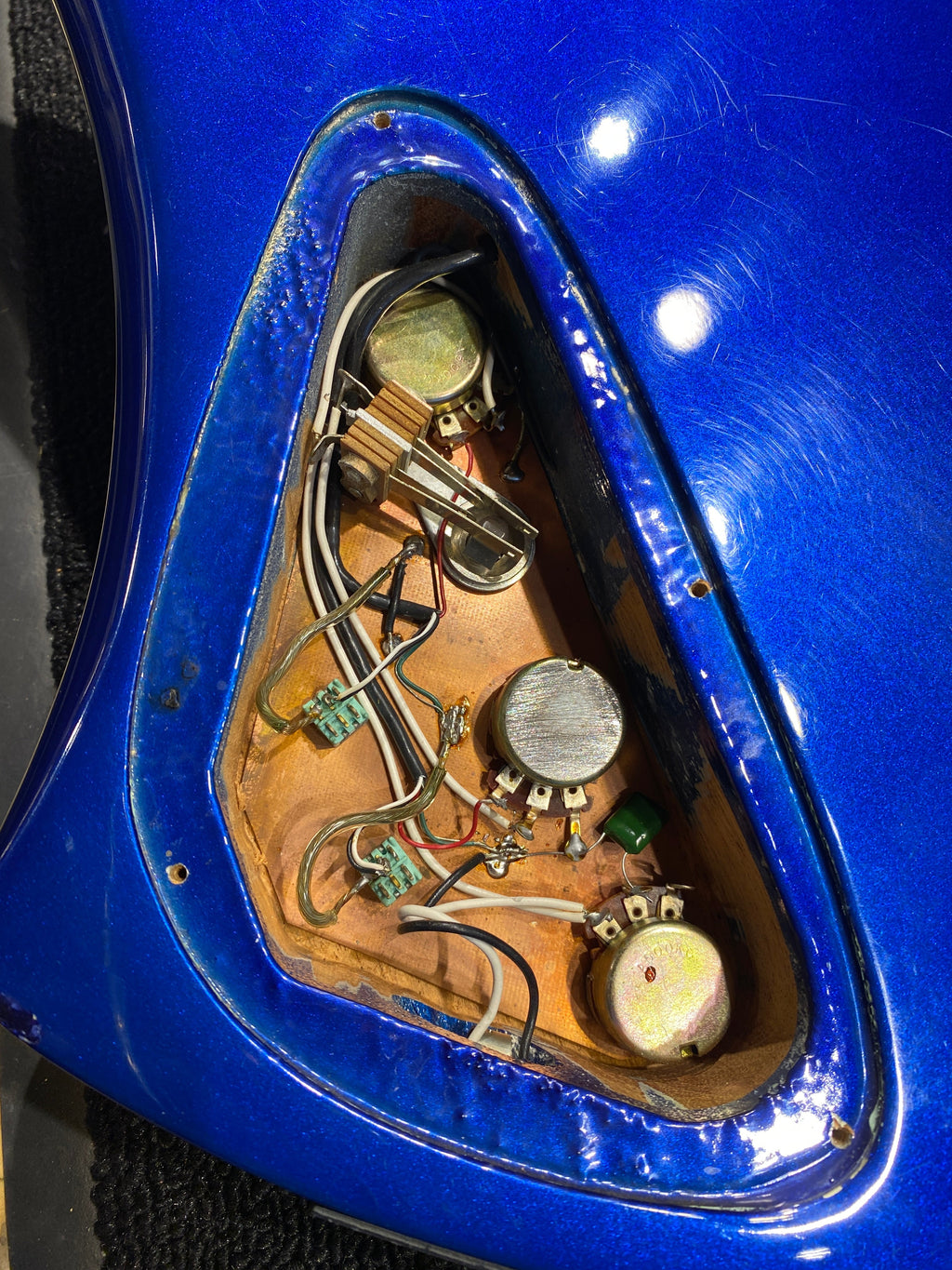B.C. Rich Mockingbird Metallic Blue Refin 1980s - View 11 | MusicMarket