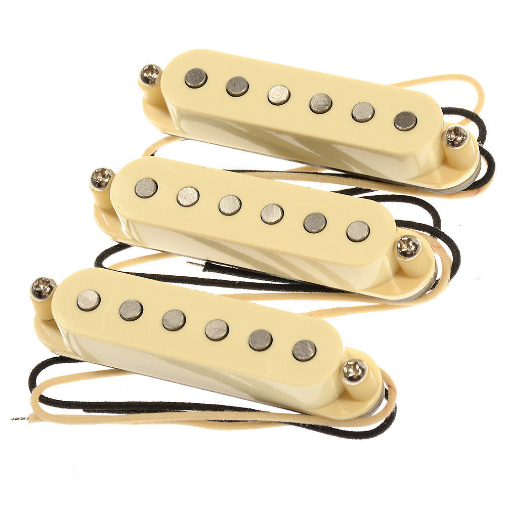 Bare Knuckle Standard Range Irish Tour Strat Pickup Set RW/RP Middle Flat Magnet Profile Cream - MusicMarket