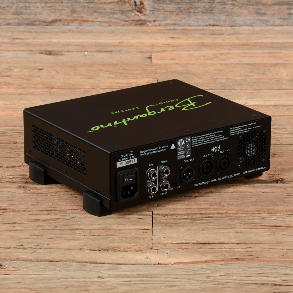 Bergantino B-Amp First Series w/Wireless Footswitch and Bag - View 2 | MusicMarket