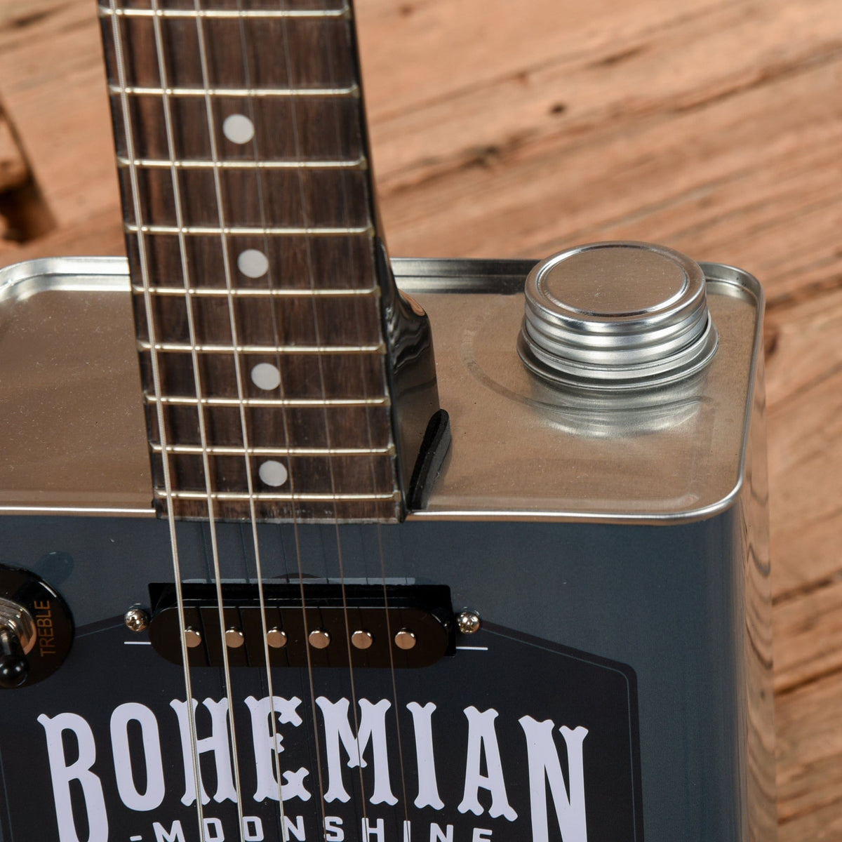 Bohemian Guitars Oil Can Guitar Grey - View 6 | MusicMarket