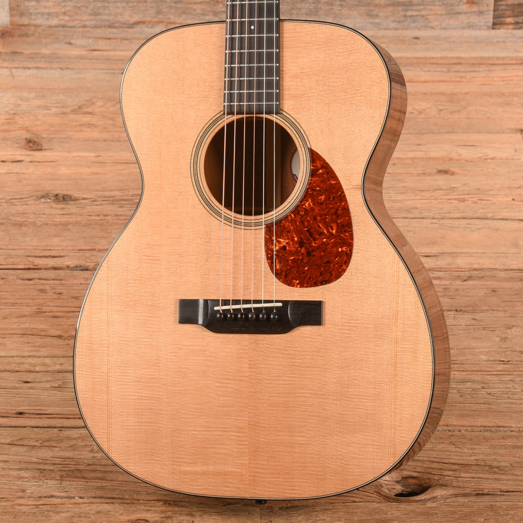 Bourgeois Touchstone Country Boy/TS OM Natural - View 2 | MusicMarket