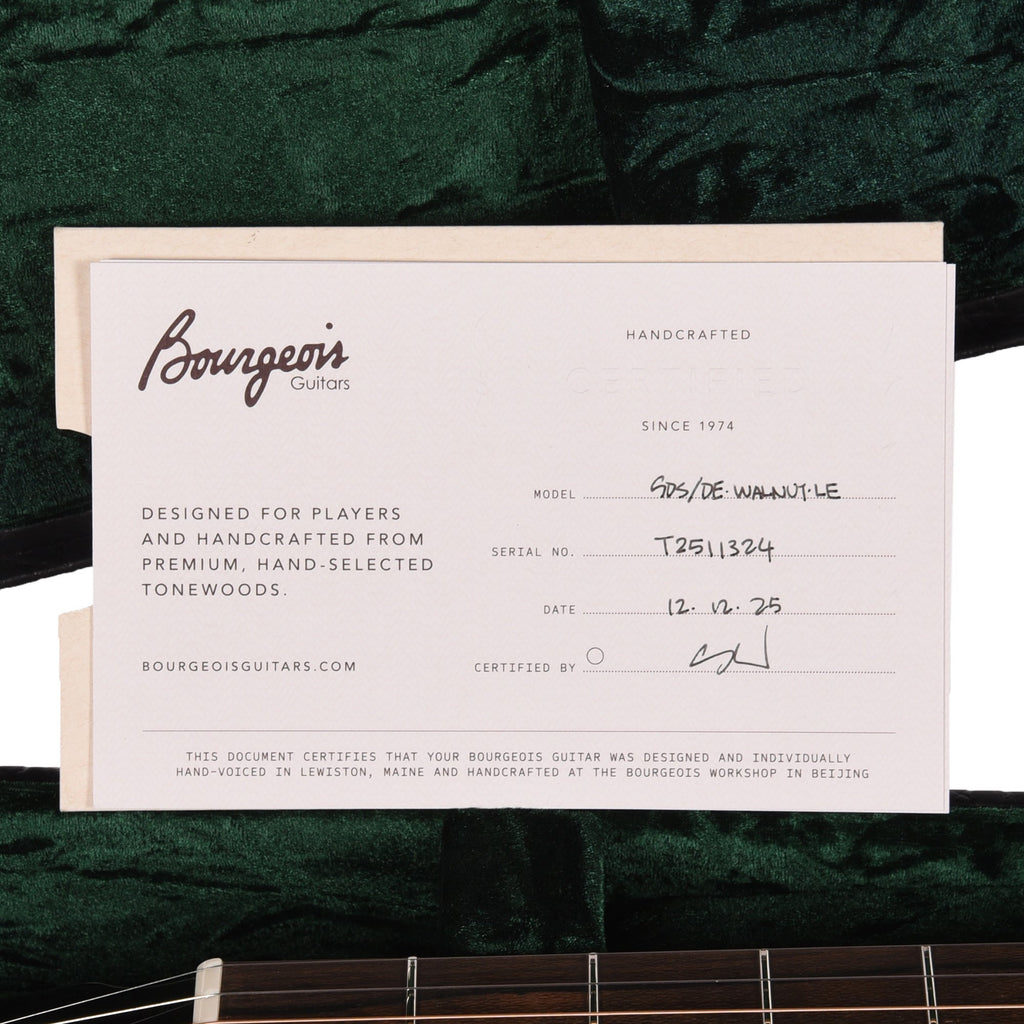 Bourgeois Downeast Series Slope D AT Sitka/Walnut - View 9 | MusicMarket