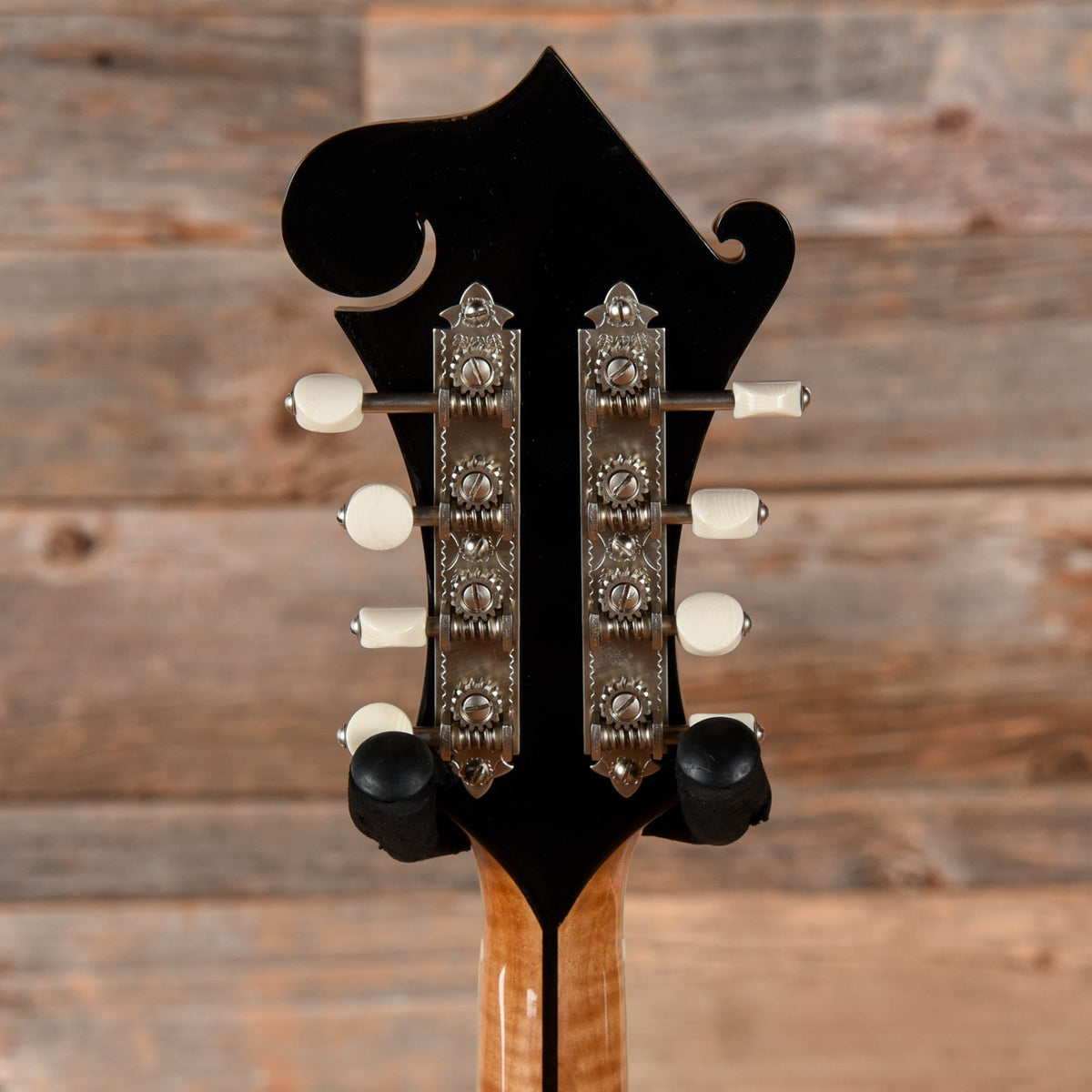 Bourgeois M5-F Mandolin Natural 2023 - View 7 | MusicMarket