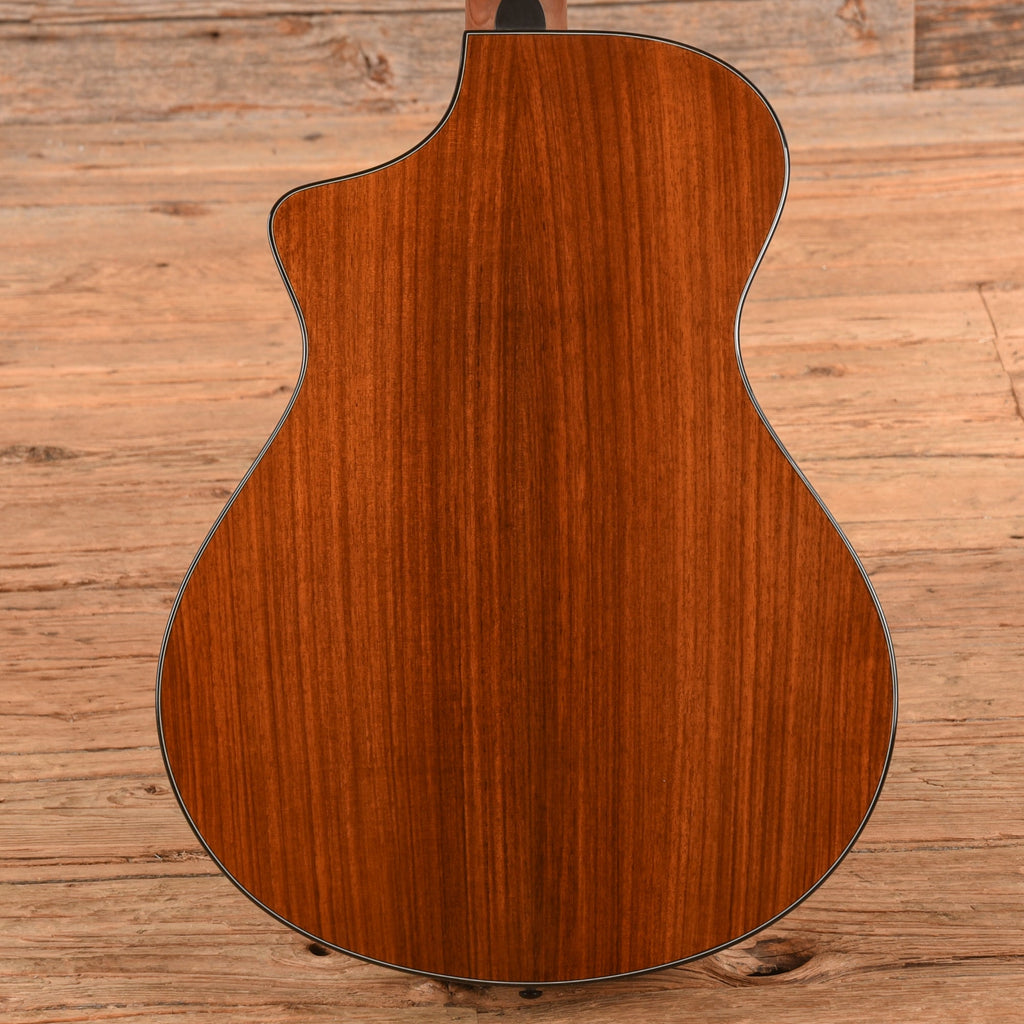 Breedlove N25/R Natural - View 3 | MusicMarket