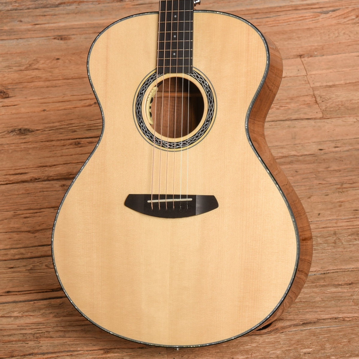 Breedlove Legacy Concerto E Adirondack/Koa Natural - View 2 | MusicMarket