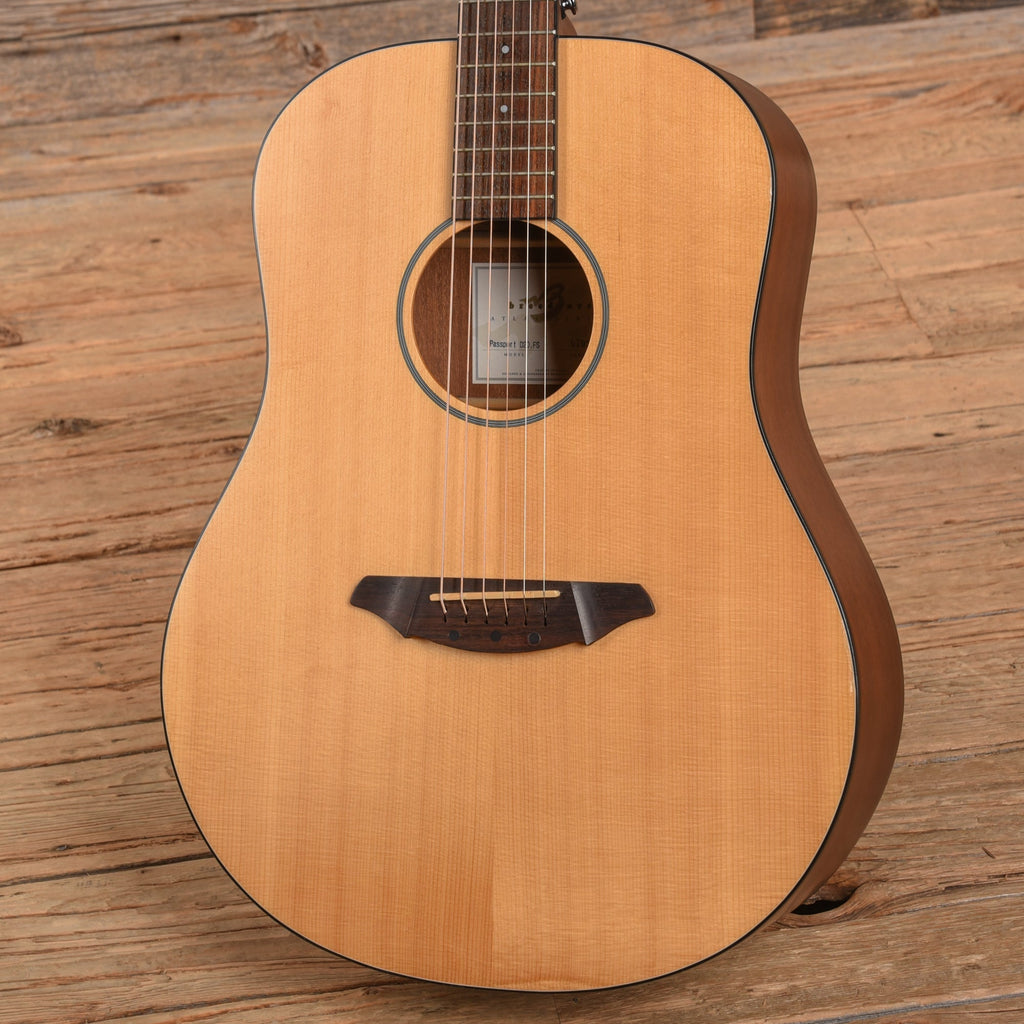 Breedlove Passport D20 FS Natural - View 2 | MusicMarket