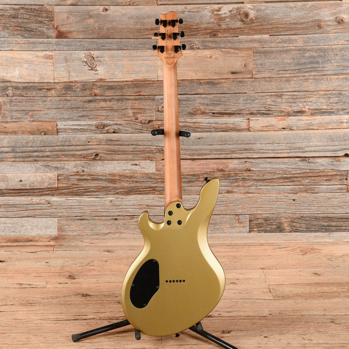 Chapman Guardian Cyber Gold 2024 - View 5 | MusicMarket