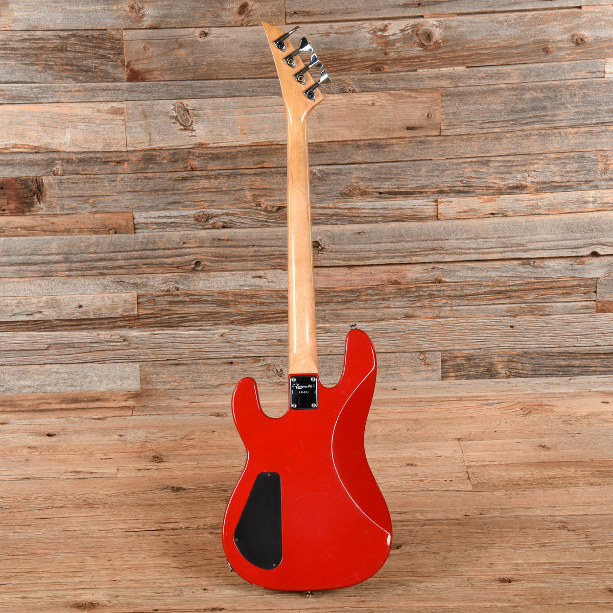 Charvel Charvette Bass Red - View 5 | MusicMarket