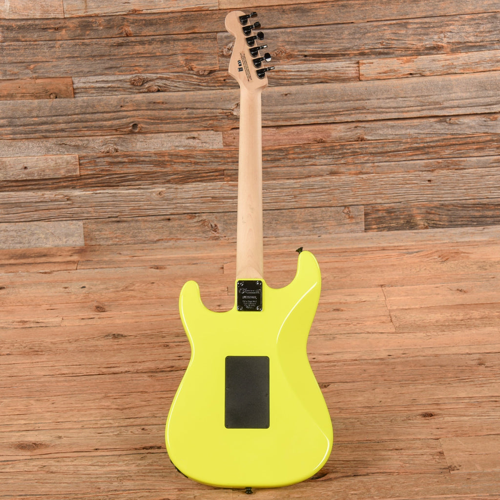 Charvel Pro-Mod So-Cal Style 1 HH FR Neon Yellow 2015 - View 5 | MusicMarket