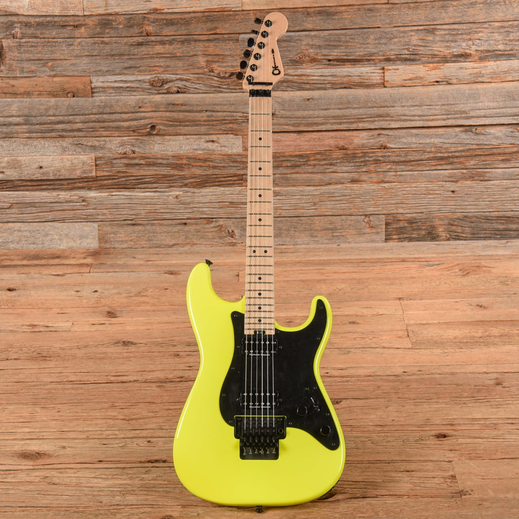 Charvel Pro-Mod So-Cal Style 1 HH FR Neon Yellow 2015 - View 4 | MusicMarket