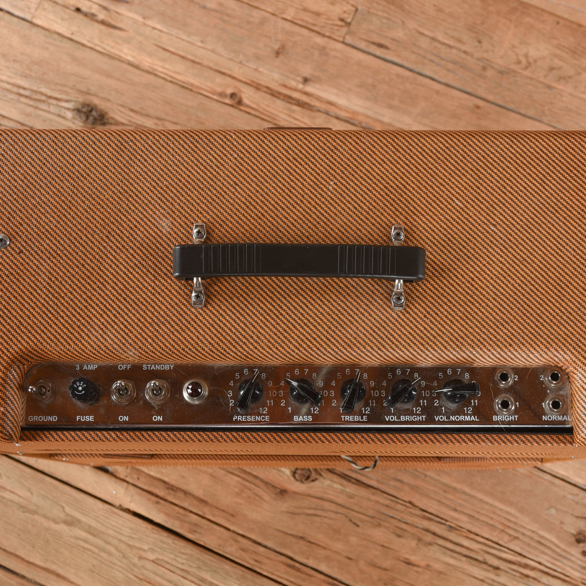 Clark Amplification Tyger Combo - View 3 | MusicMarket
